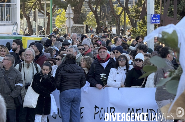 Rassemblement à Marseille pour Mehdi Kessaci