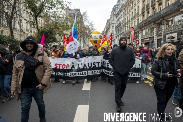 Contre le projet de budget du gouvernement