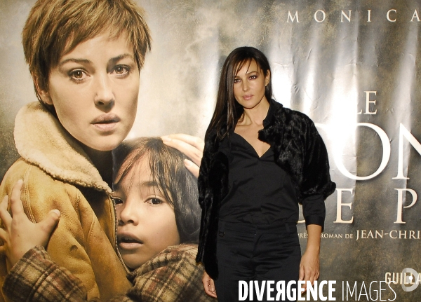 Avant premiere du film  le concile de pierre  mis en scene par guillaume nicloux avec monica bellucci