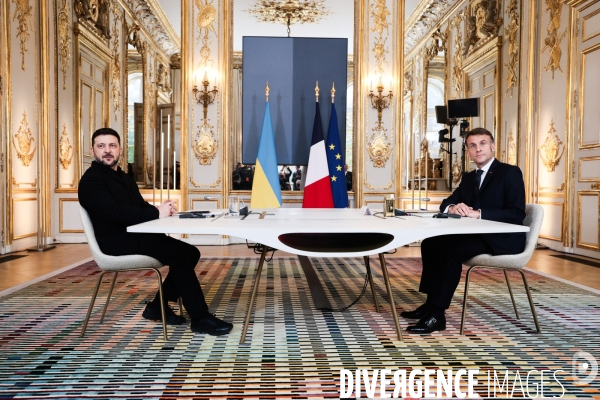 Zelensky recu a l elysee