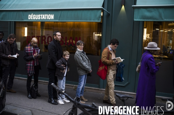 Signature du livre de nicolas sarkozy, journal d un prisonnier