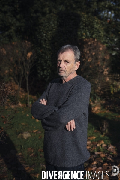 Portrait de l écrivain Pierre Lemaitre (33)