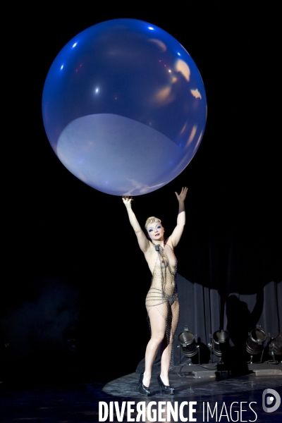 Cabaret new burlesque de kitty hartl