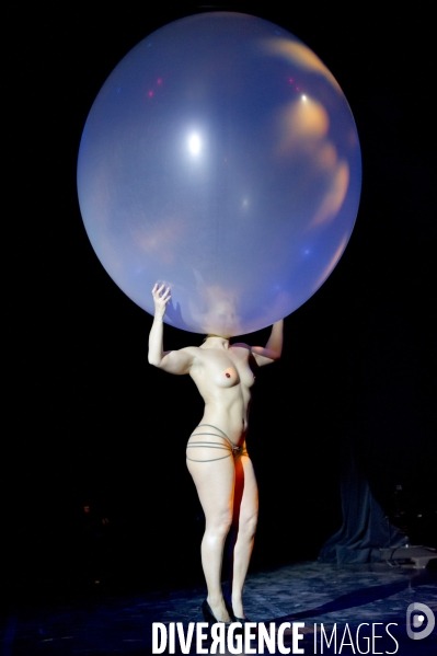 Cabaret new burlesque de kitty hartl