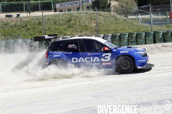 Duster DACIA en préparation pour la course de Pike s Peak, au USA.