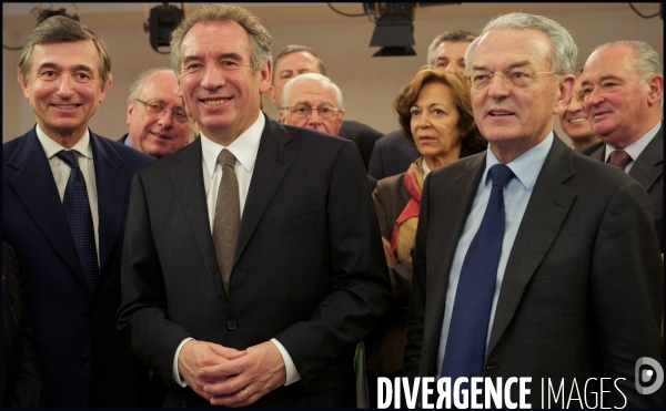 L appel des sénateurs à voter François Bayrou