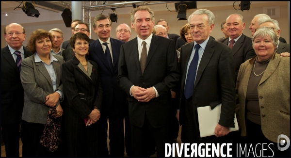 L appel des sénateurs à voter François Bayrou