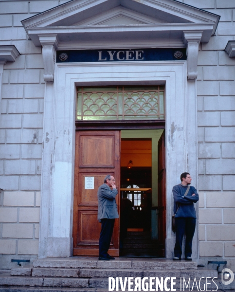 Lycée ///  Secondary school