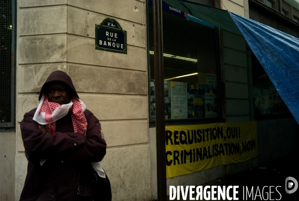 1 An Apres les promesses de BOUTIN, Le DAL Manifeste Rue de la Banque