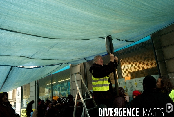 1 An Apres les promesses de BOUTIN, Le DAL Manifeste Rue de la Banque