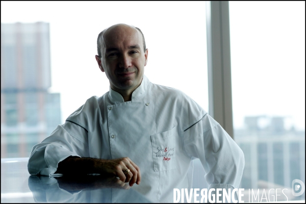 Le cuisinier Laurent POURCEL dans son restaurant de Tokyo