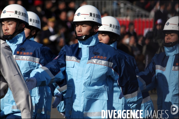 Parade du Nouvel An des pompiers de Tokyo / The New Year s Tokyo Firemen Parade