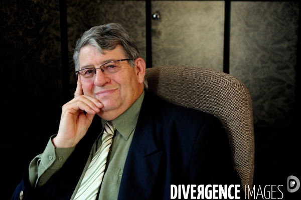 Fernand Vogne combat les dévoiements de la justice d Annecy.