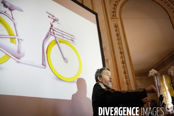 Philippe STARCK devoile le velo PIBAL