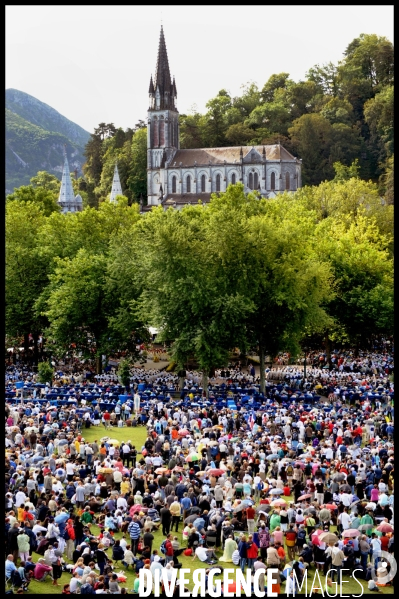 Les Sanctuaires de Lourdes