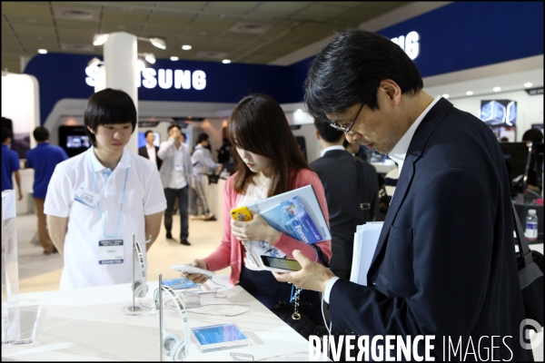 WIS, salon des nouvelles technologies à Séoul / WIS, new technology exhibition in Seoul