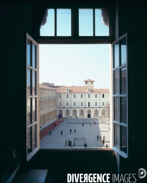 Lycée ///  Secondary school