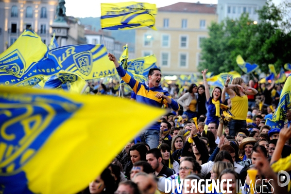 Supporters de l ASM à Clermont Ferrand le 29 Mai 2010