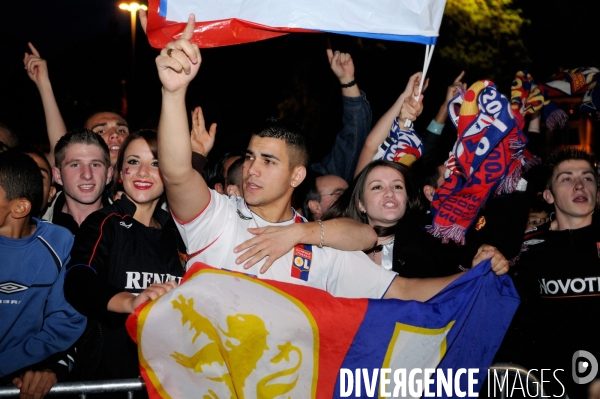 Septième titre consécutif pour l Olympique Lyonnais