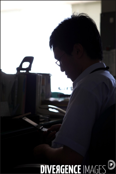 Sieste au bureau et économie d énergie au Japon // Siesta at the office and saving energy in Japan