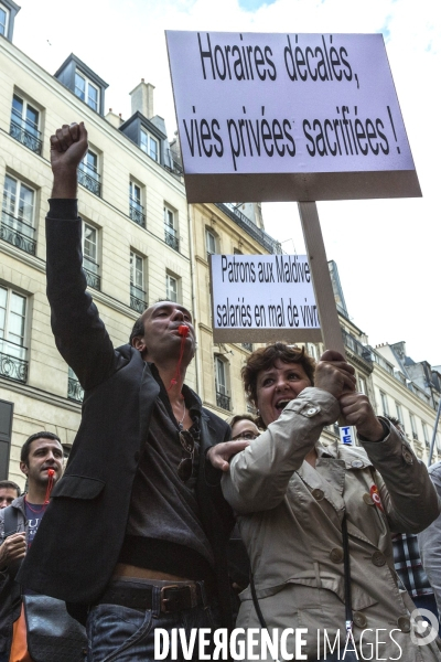 Manifestation aux Galeries Lafayette Haussmann