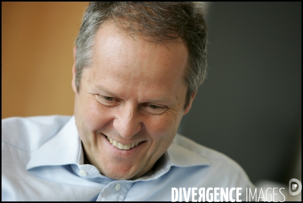 Yves Guilemot , patron d  Ubisoft .