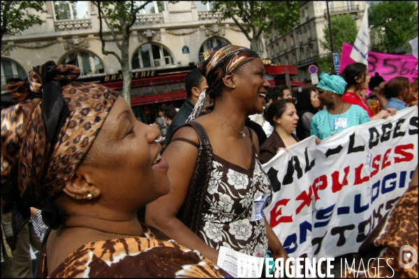 Manifestation contre le CESEDA (loi Sarkozy sur l immigration), Paris le 13 mai 2006.