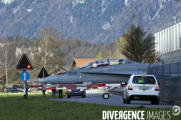 Le  Gruyère Suisse : Un ensemble de bunkers souterrains militaires et civils.