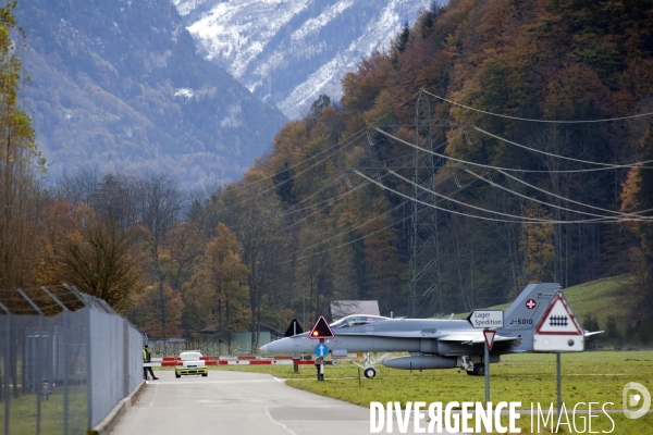 Le  Gruyère Suisse : Un ensemble de bunkers souterrains militaires et civils.