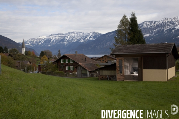 Le  Gruyère Suisse : Un ensemble de bunkers souterrains militaires et civils.