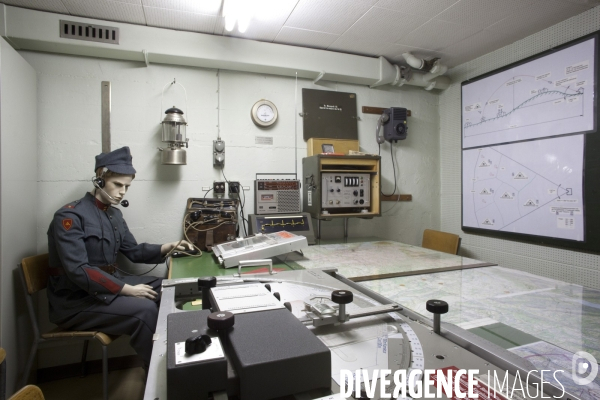 Le  Gruyère Suisse : Un ensemble de bunkers souterrains militaires et civils.