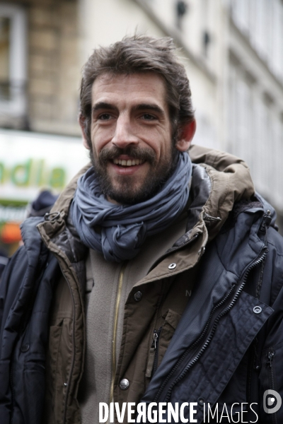 Marche pour l application de la Loi de réquisition (loi DALO).