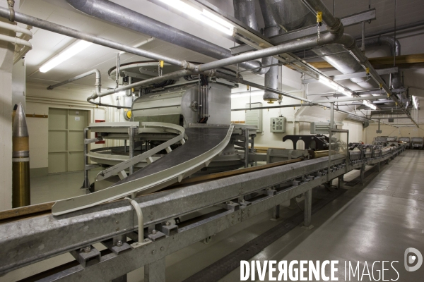 Le  Gruyère Suisse : Un ensemble de bunkers souterrains militaires et civils.