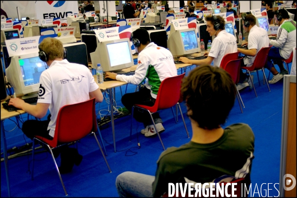 Salon du Gaming et ESWC à Paris. 7 juillet 2007.