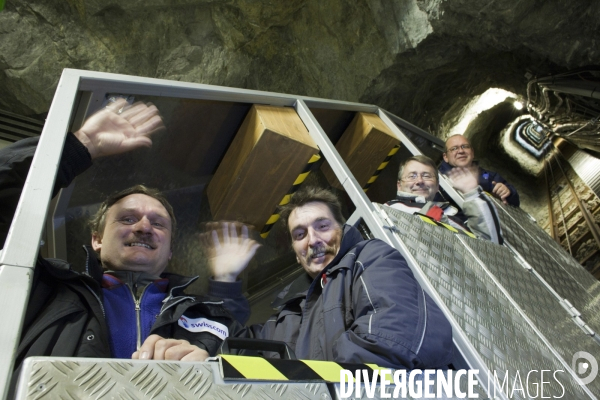 Le  Gruyère Suisse : Un ensemble de bunkers souterrains militaires et civils.