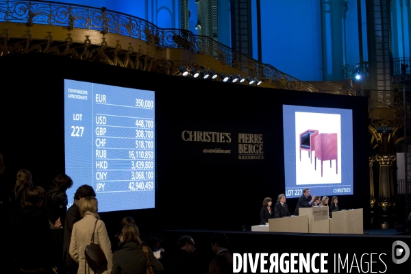 2ème jour de la vente par Christie s de la collection Yves Saint Laurent et Pierre Bergé au Grand Palais, consacré aux Arts décoratifs du XXème siècle