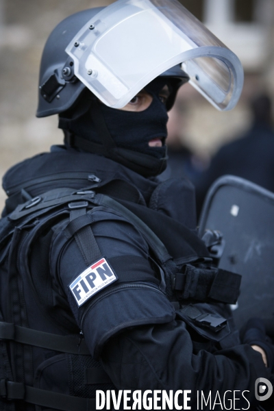 Creation de la fipn ( force d   intervention de la police nationale )