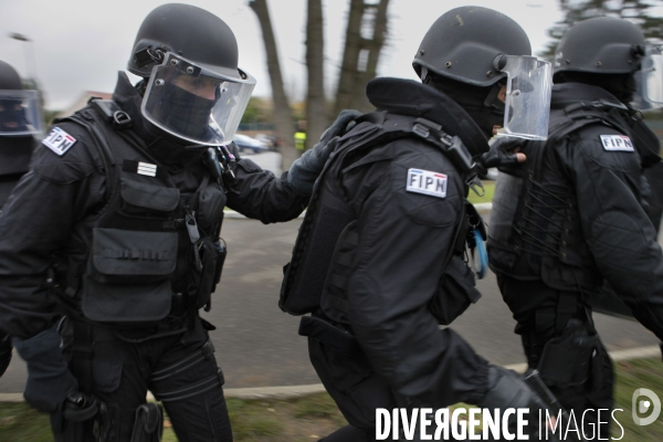 Creation de la fipn ( force d   intervention de la police nationale )