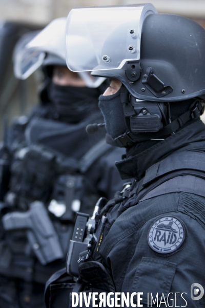Creation de la fipn ( force d   intervention de la police nationale )
