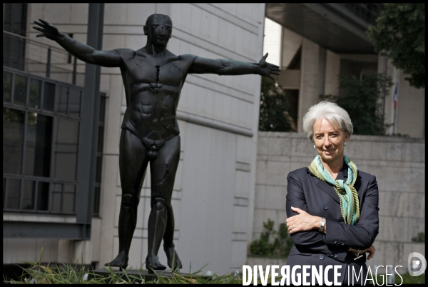 Christine Lagarde vous fait visiter Bercy