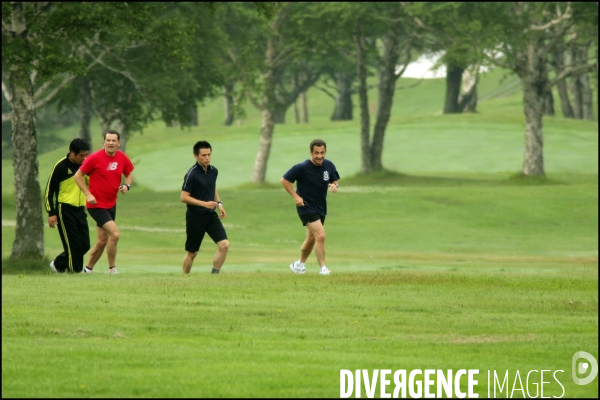 Sommet du G8 - Nicolas SARKOZY fait son footing matinal aux abords de l hotel Windsor