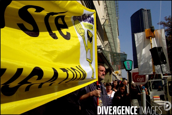 Manifestation du personnel de La Poste, à Paris le 22 septembre 2009.