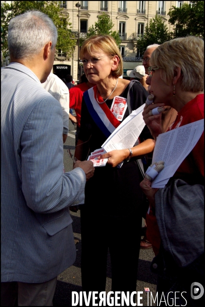 Manifestation du personnel de La Poste, à Paris le 22 septembre 2009.
