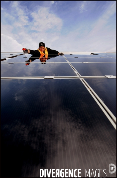 La centrale photovoltaïque du Gabardan dans les Landes