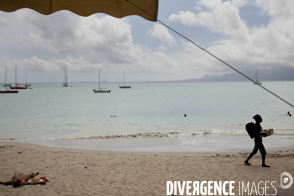 Guadeloupe : a portrait of an island #### portrait d une ile