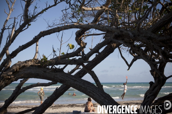 Guadeloupe : a portrait of an island #### portrait d une ile