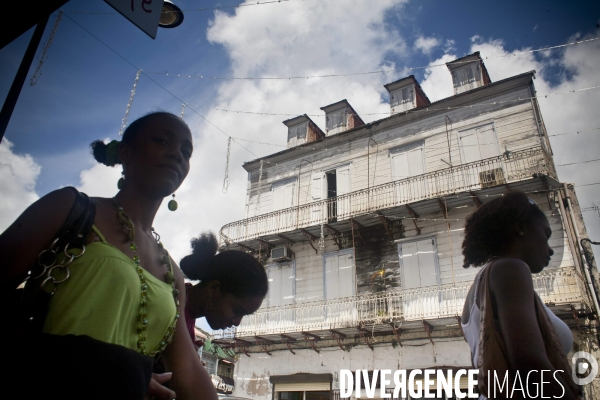Guadeloupe : a portrait of an island #### portrait d une ile