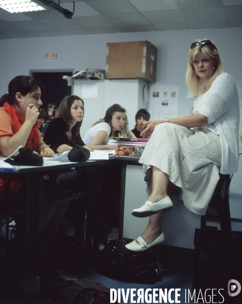 Enseignement , les collèges ///  Education, secondary schools