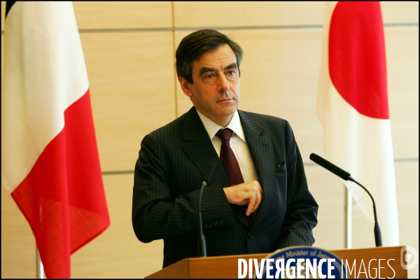 Visite de Francois Fillon au Japon