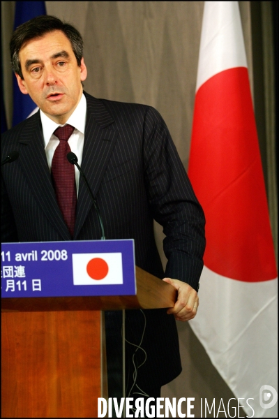 Visite de Francois Fillon au Japon